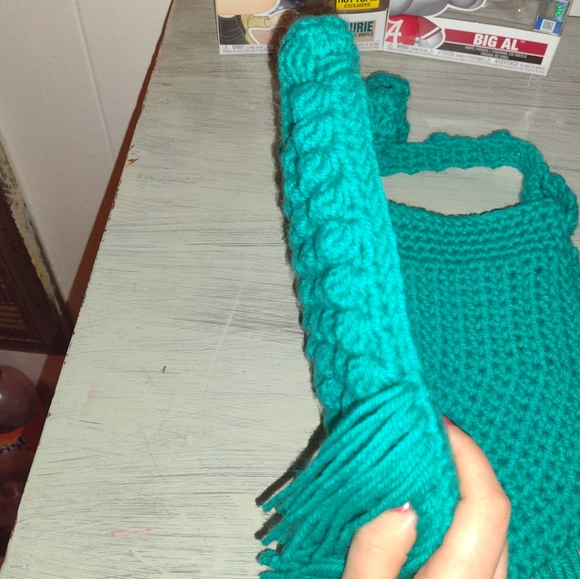 Handmade crochet Boho tassel purse - Picture 4 of 4